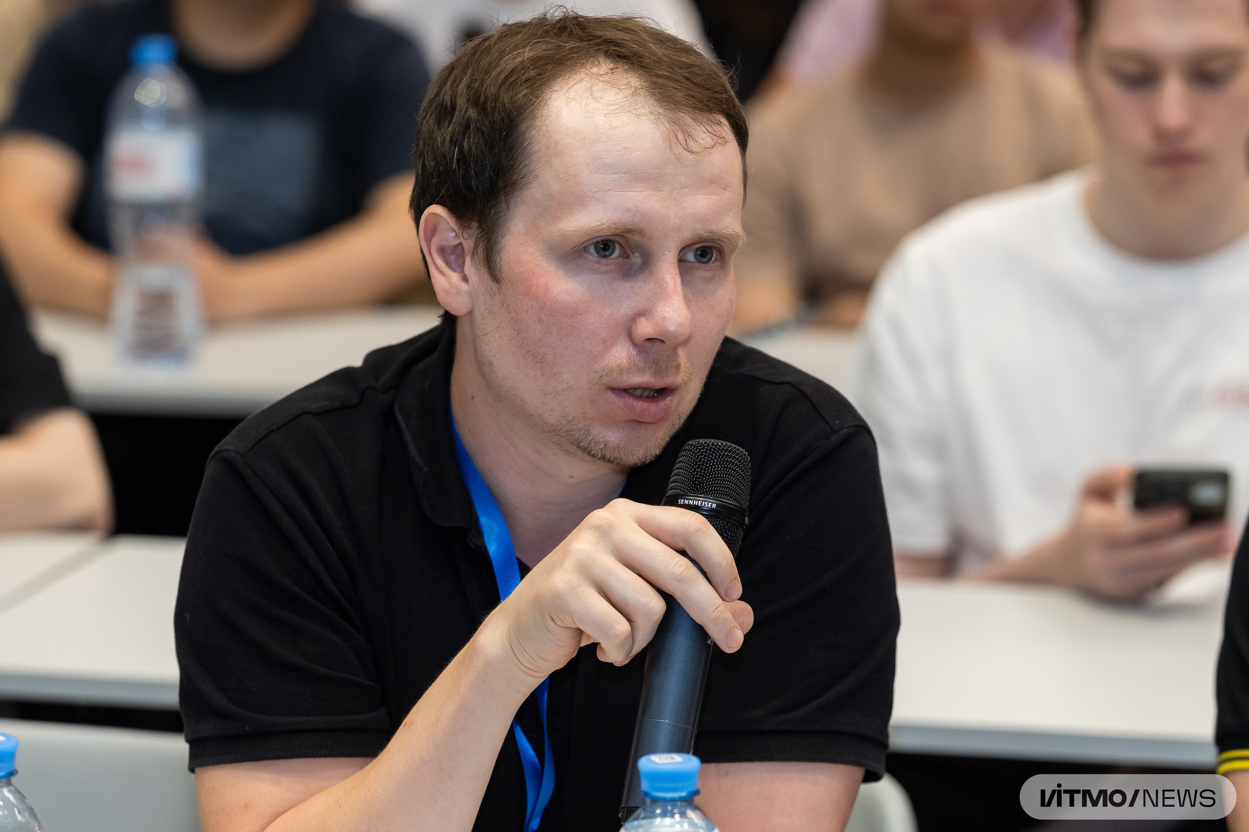 Алексей Карлов